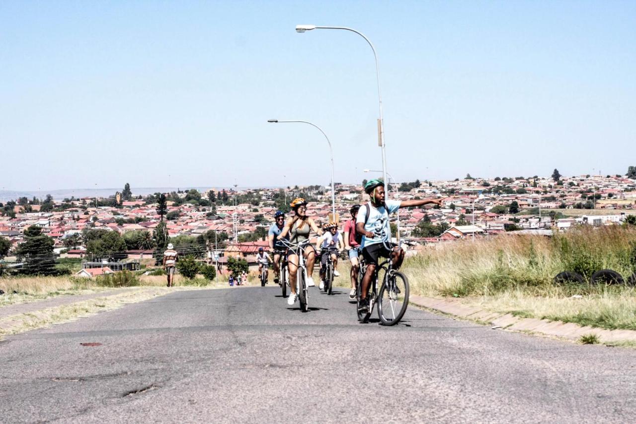 بيت شباب Lebo'S Soweto Backpackers المظهر الخارجي الصورة