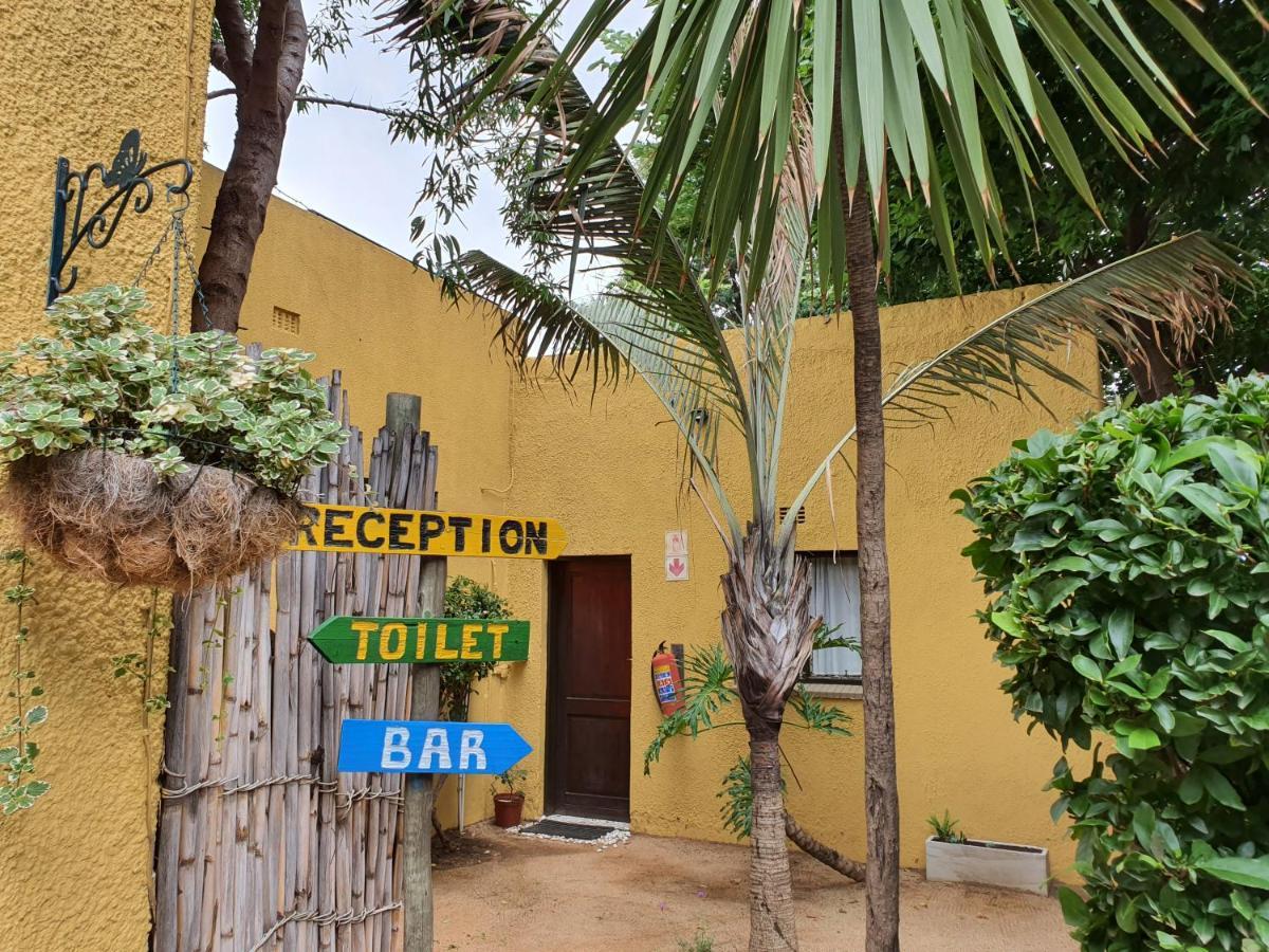 بيت شباب Lebo'S Soweto Backpackers المظهر الخارجي الصورة